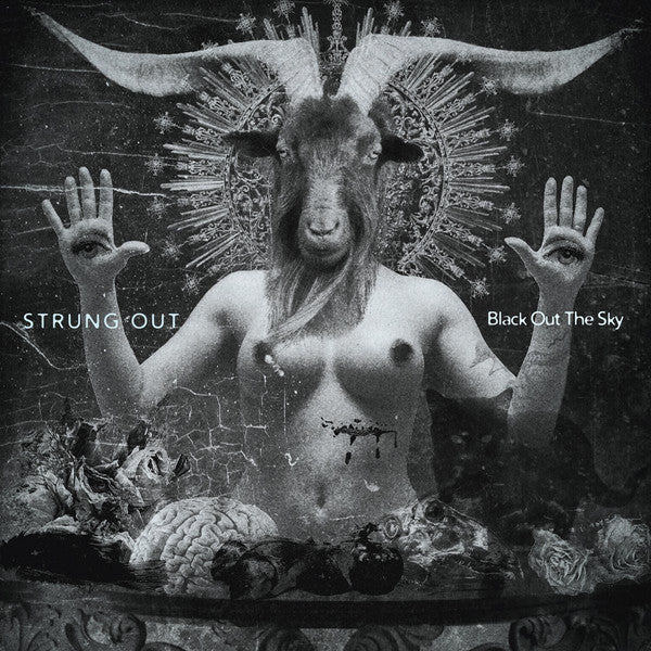 Strung Out : Black Out The Sky (12", EP)