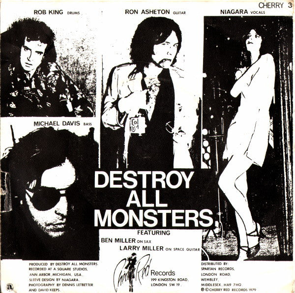 Destroy All Monsters : Bored / You're Gonna Die (7", Single, Red)