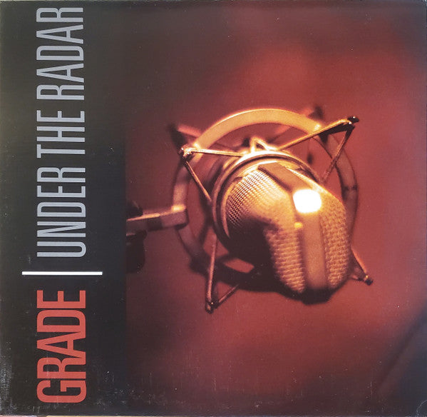 Grade (2) : Under The Radar (LP, Album)