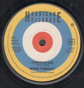 Sore Throat (2) : Kamikaze Kid (7", Single)