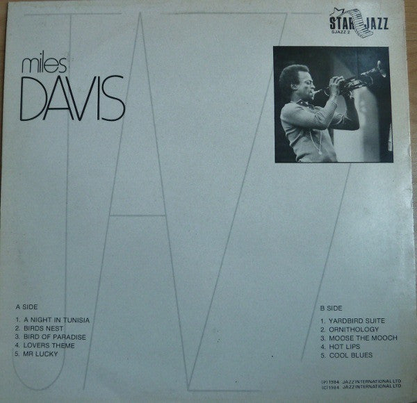 Miles Davis : A Night In Tunisia (LP, Comp)