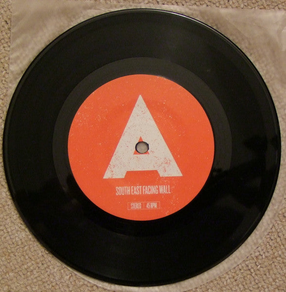 The Smith Street Band : South East Facing Wall (7", Single, Ltd, Red)