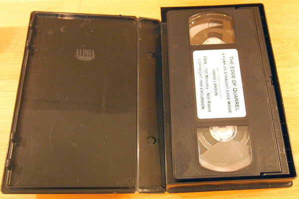 No Artist / Botch / Rocky Votolato : The Edge Of Quarrel - Punk Vs. Straight Edge (VHS, NTSC, 1st)