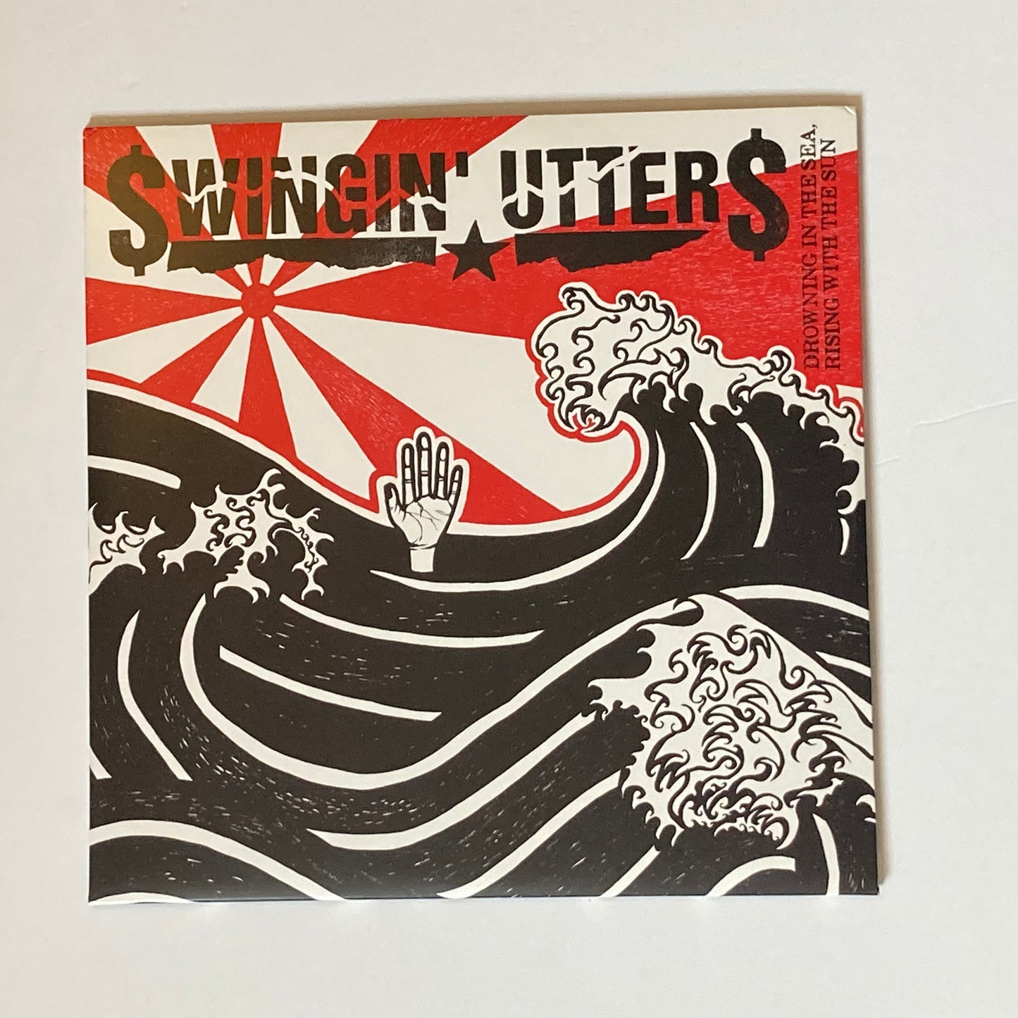 USED: Swingin' Utters - Drowning In The Sea, Rising With The Sun (LP, Red + LP, Bla + Comp)