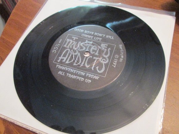 USED: Mystery Addicts - Mystery Addicts (7", Single) - Used - Used