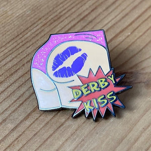 Derby Kiss roller derby enamel pin badge - Merch - Neato