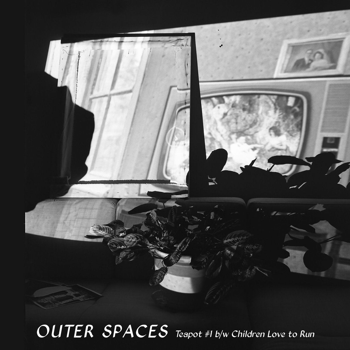 Outer Spaces - Teapot #1 b/w Children Love To Run 7" - Vinyl - Saddle Creek